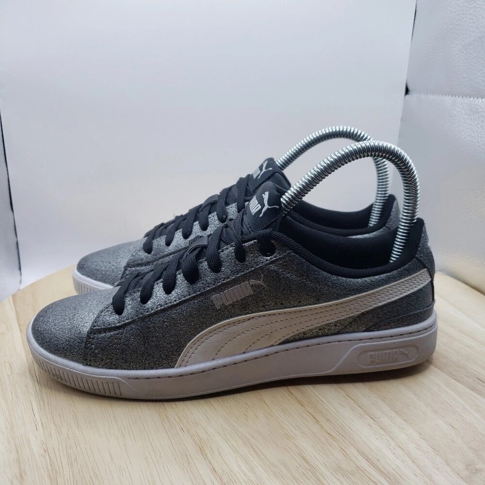 Puma‎ Vikky V3 Glitz Youth Girls size 4.5 Silver Sneakers Casual Shoes 38470101